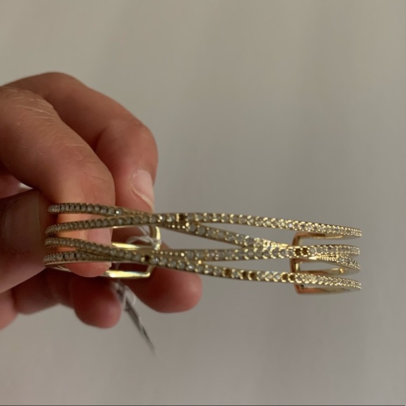 Bracelets - Picture 6 of 8